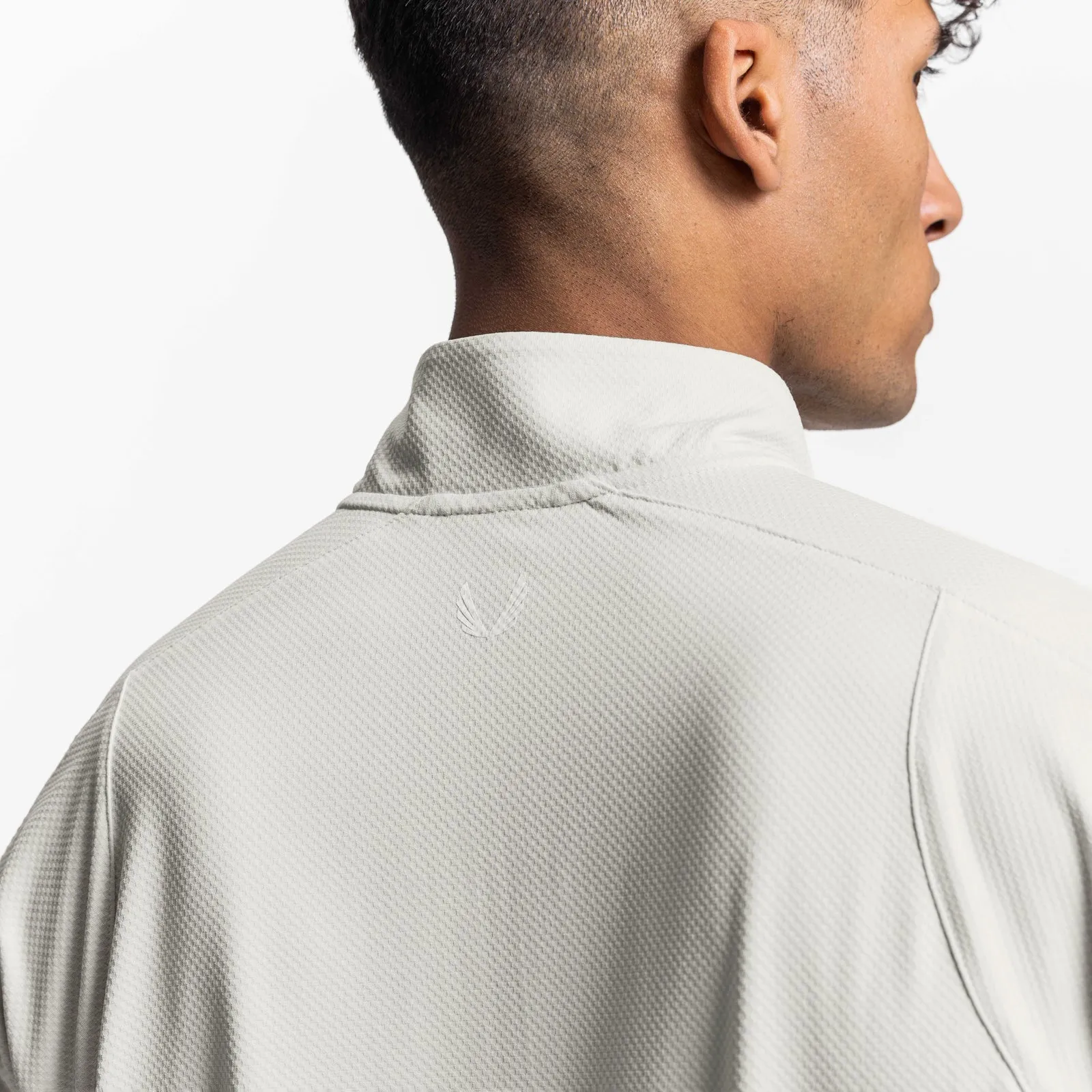 0587. Nano-Mesh Quarter Zip - Stone