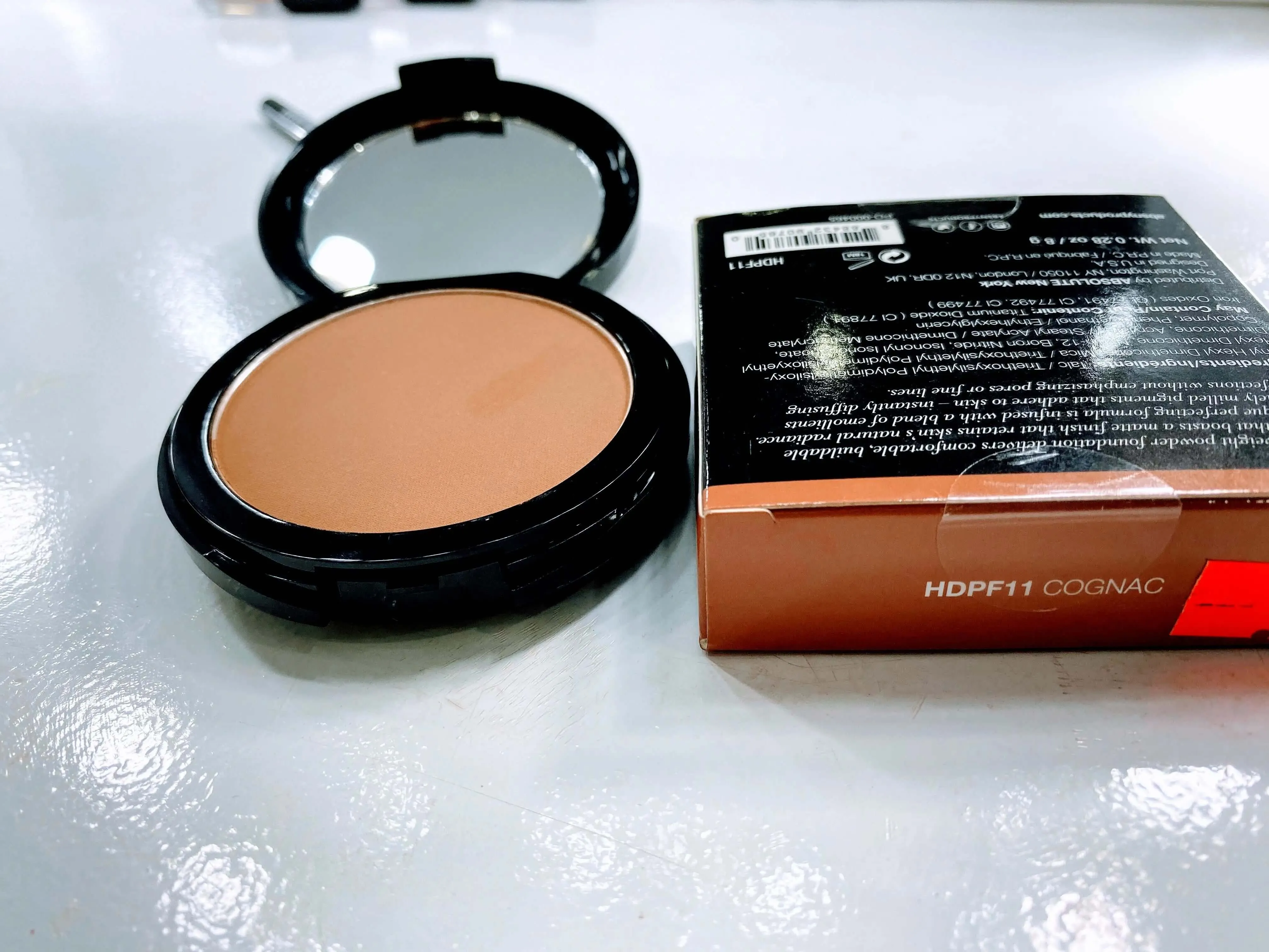 Absolute NewYork HD Powder.