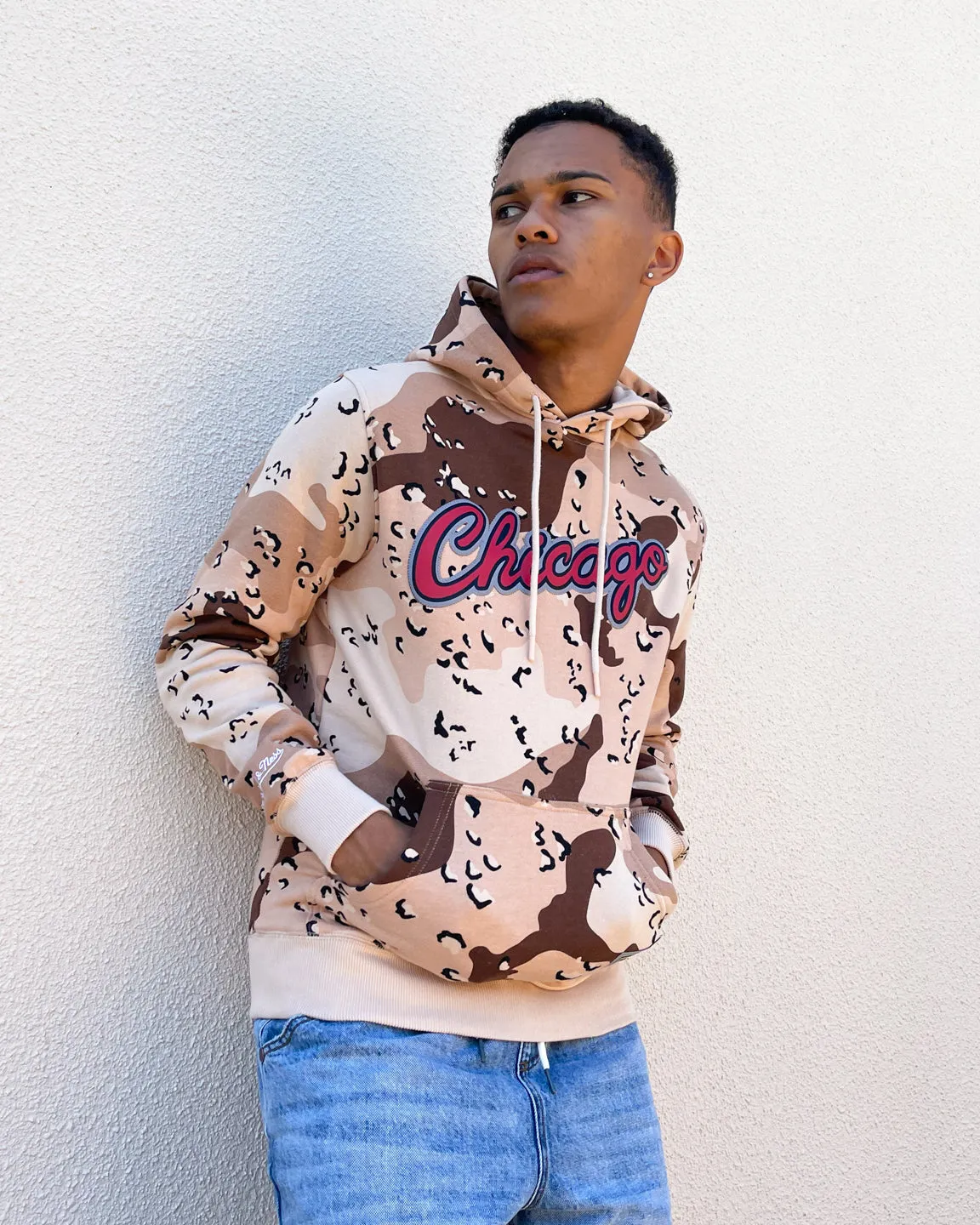 Mitchell & Ness Chicago Bulls Camo Reflective Hoodie Sand Camo