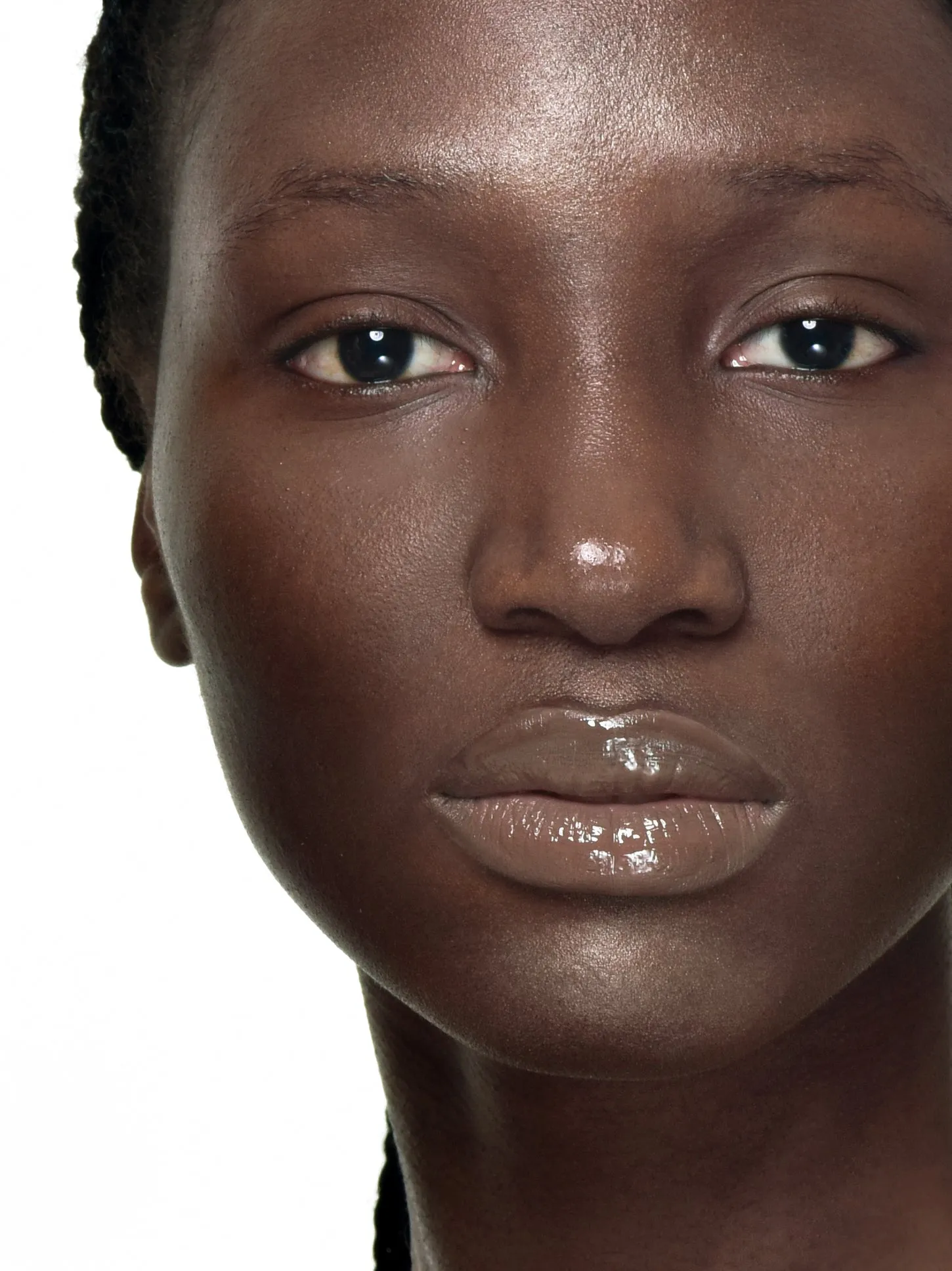 Semi-Matte Powder Foundation